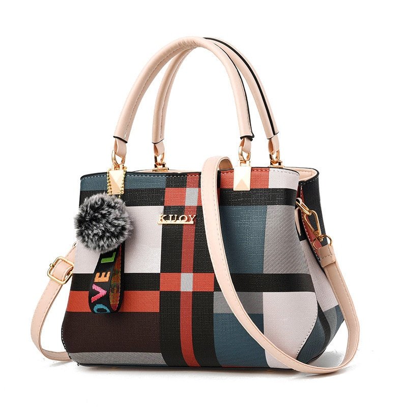 Bolsa Feminina em Couro - Kuoy